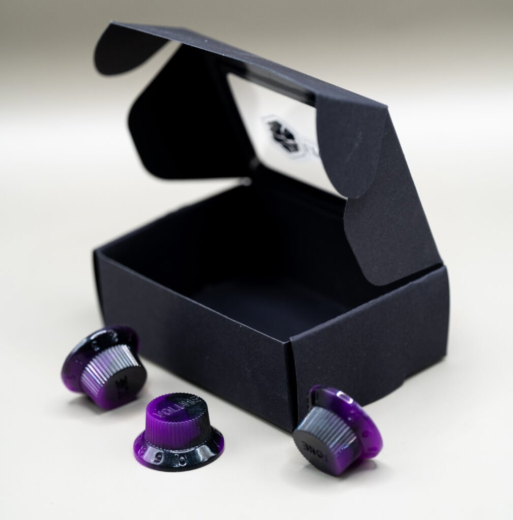 charcoal core fender styled epoxy knobs (copy)