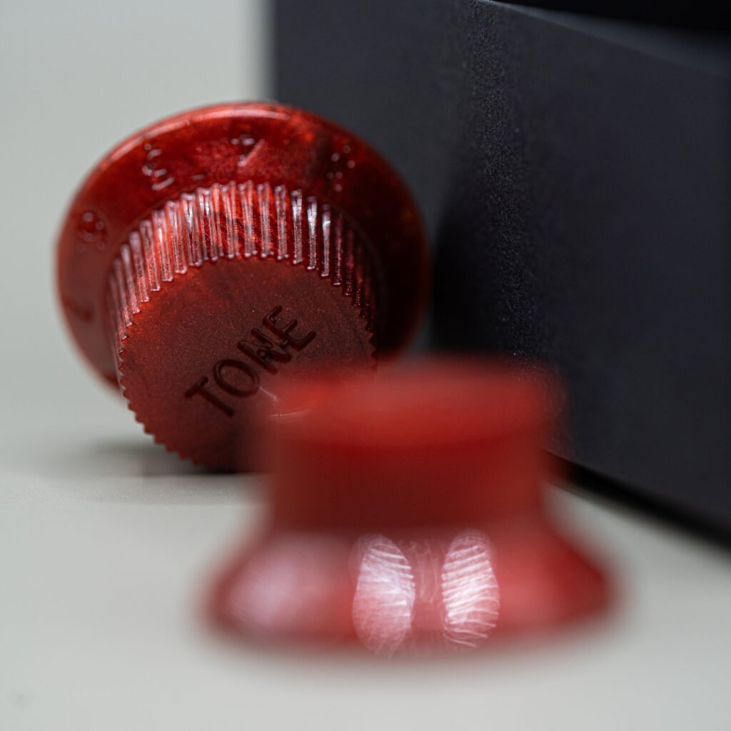 white pearl fender styled epoxy knobs (copy)