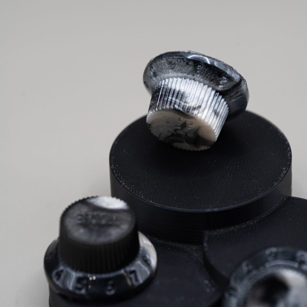 onyx tempest fender styled epoxy knobs (copy)