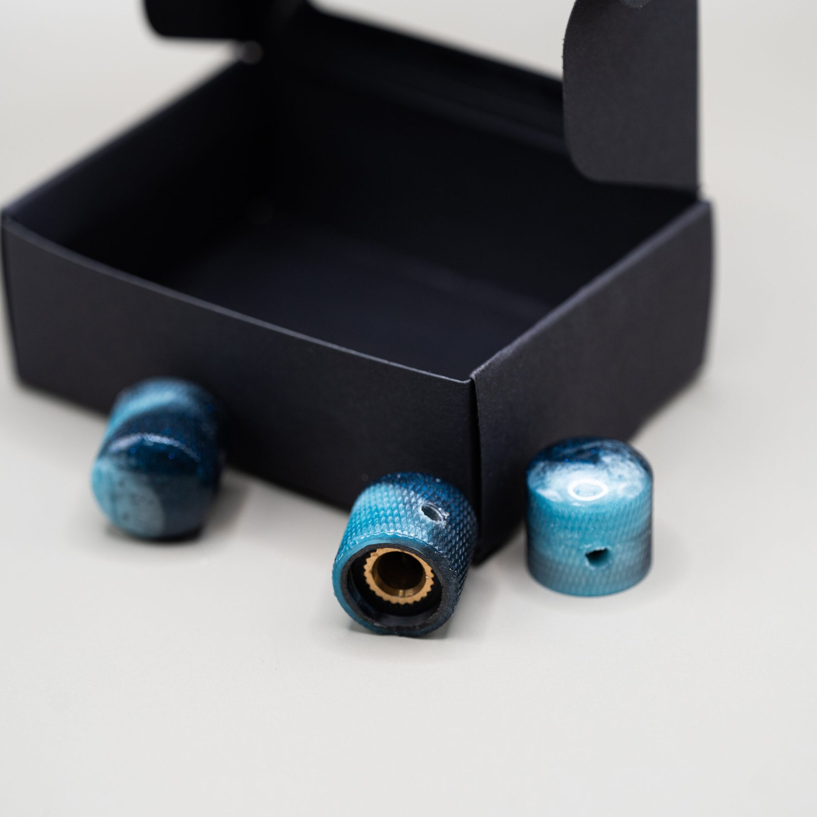 mayan obsidian epoxy resin guitar knobs (copy)